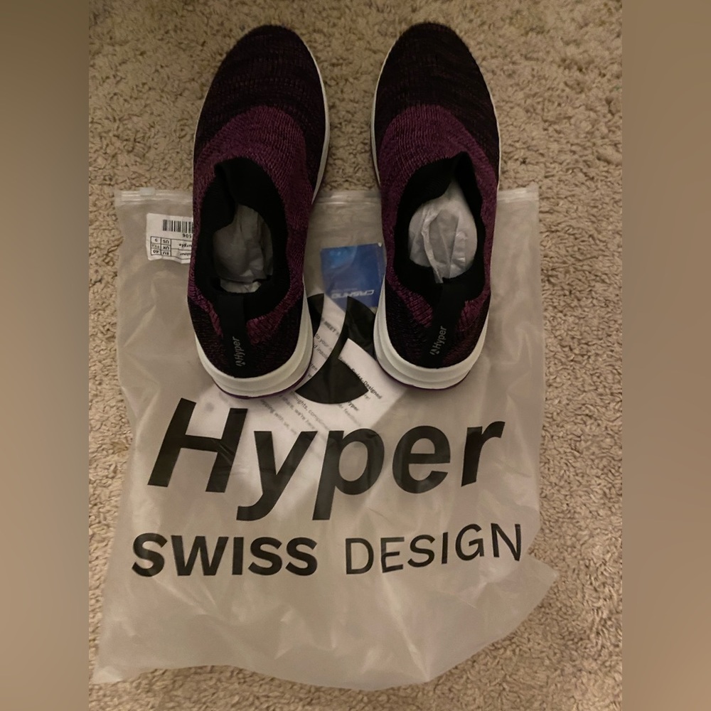 Brand new Hyper Arch motion running shoes.